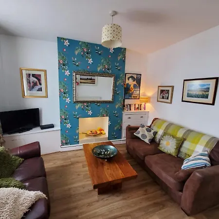 Petite Maison * Барроу-ин-Фернесс